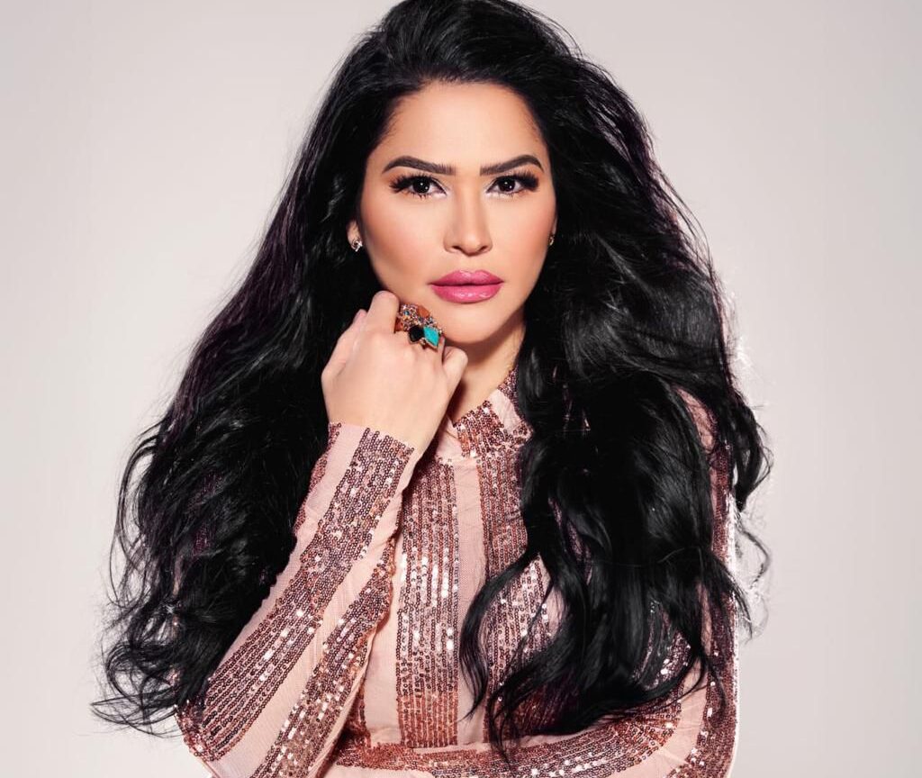 Dessireé bachatea al ritmo de su nuevo tema “tarde lo conocí”