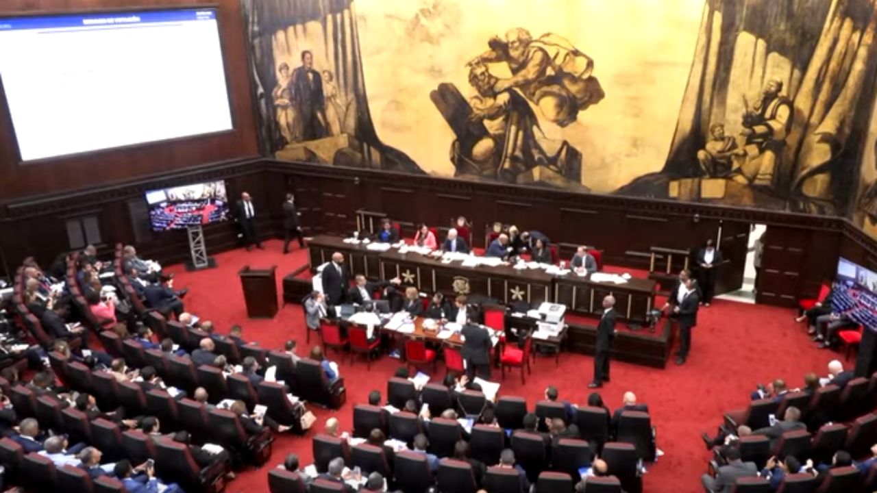 Aprueban propuesta planteada en reforma constitucional de unificar las elecciones