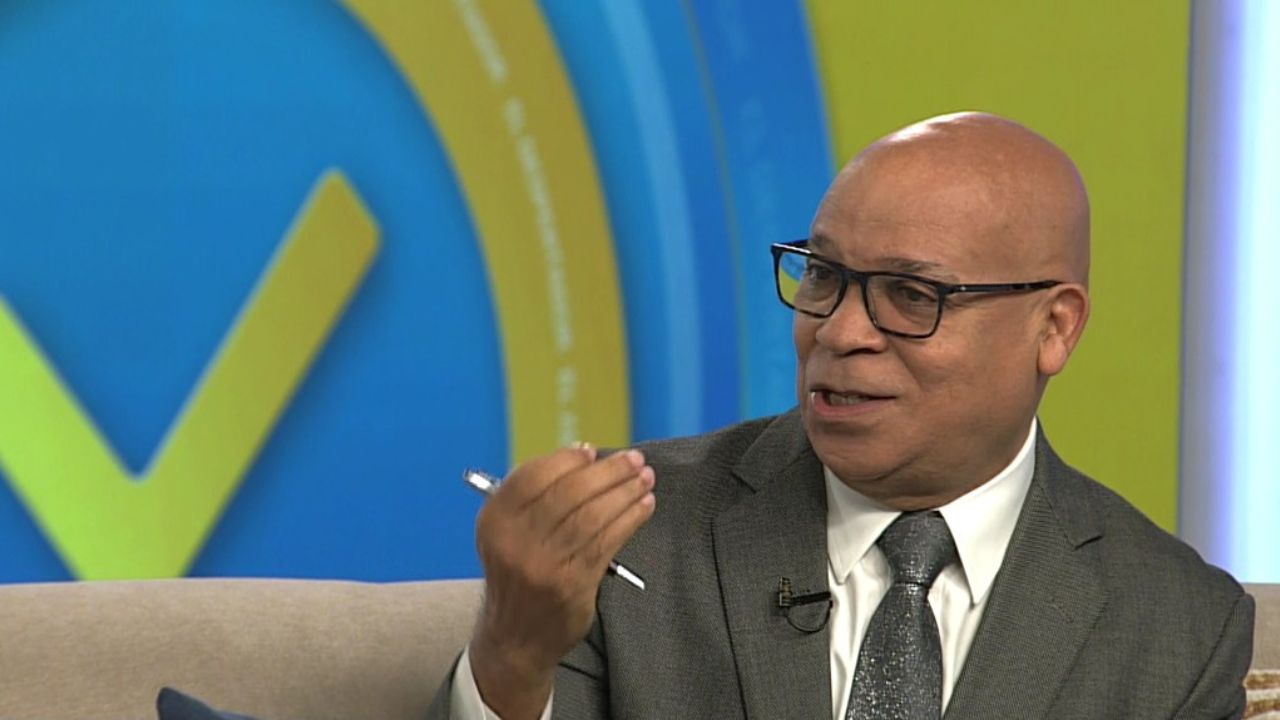 "Espejo para corruptos", de Marino Zapete: "Para que sirva de espejo a los que están en la administración pública"