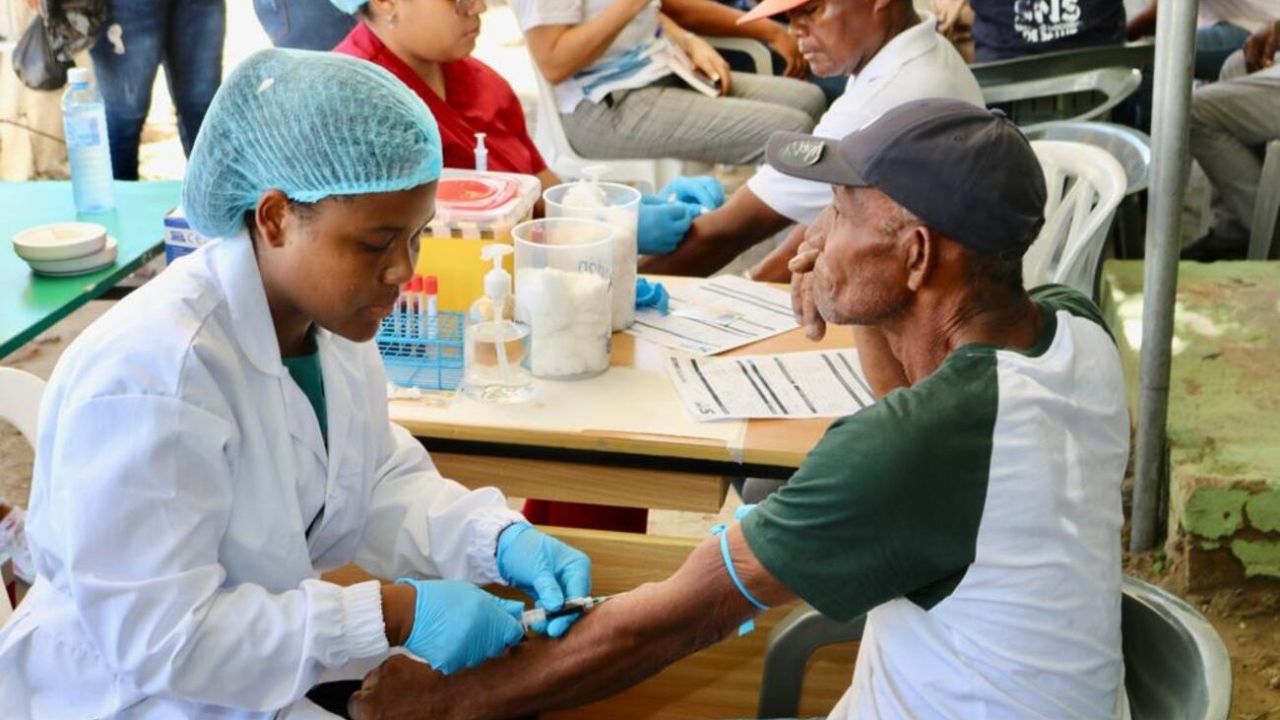 Exigen mejor acceso a la salud para los envejecientes