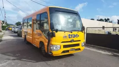 ¿Autobuses eléctricos sin carga? La millonaria inversión que no puede arrancar