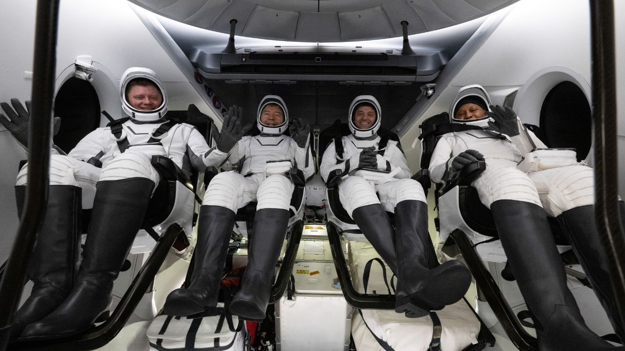 Cápsula de SpaceX trajo de regreso a la Tierra a cuatro astronautas tras los retrasos de Boeing