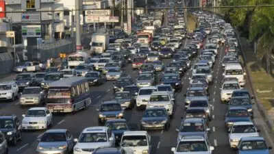 Anuncian nuevas medidas para evitar caos vehicular