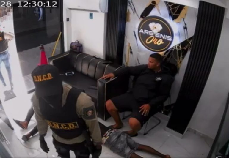 Cinco detenidos, siete prófugos y 36 allanamientos por asalto a joyería en San Luis