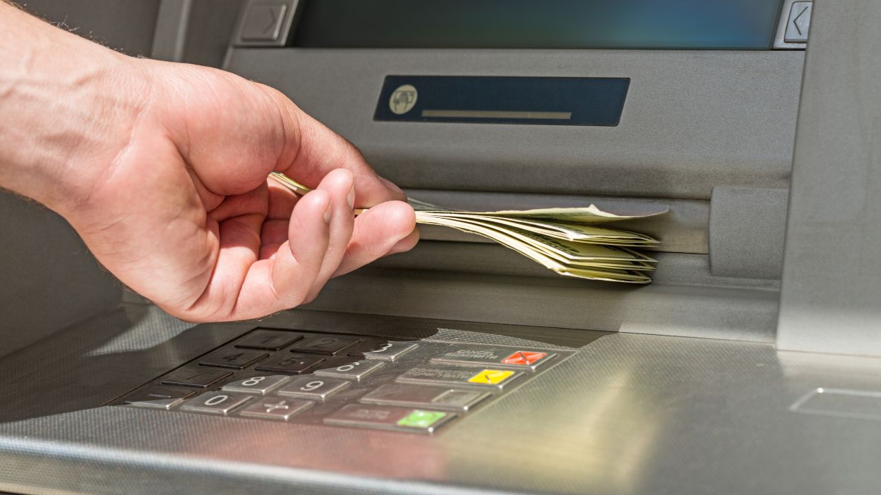 Un australiano se hizo millonario por un error informático en su banco