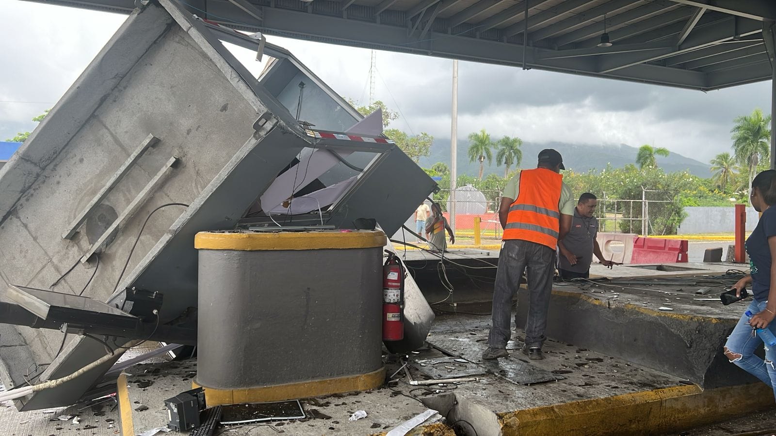 Excesos de velocidad e imprudencia causan accidentes en estaciones de peaje, dice RD Vial