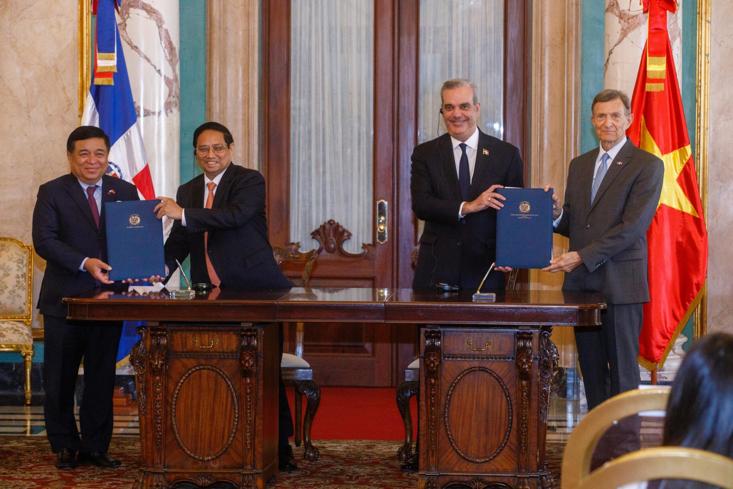 Gobierno dominicano firma acuerdos con Vietnam para fortalecer promoción del comercio