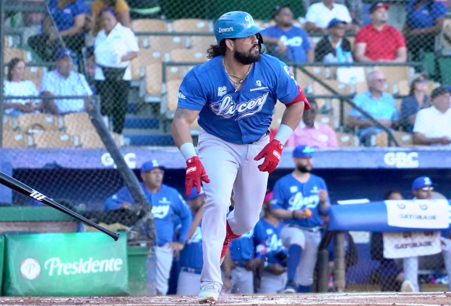 Alfaro, Mejía y Camargo lideran Licey sobre Escogido