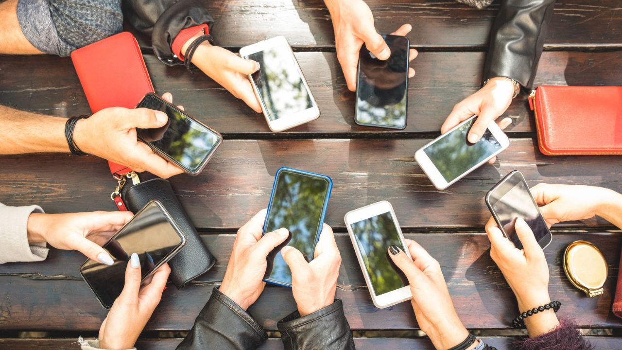 El 68.3% de dominicanos prefiere contenido en redes sociales, según encuesta
