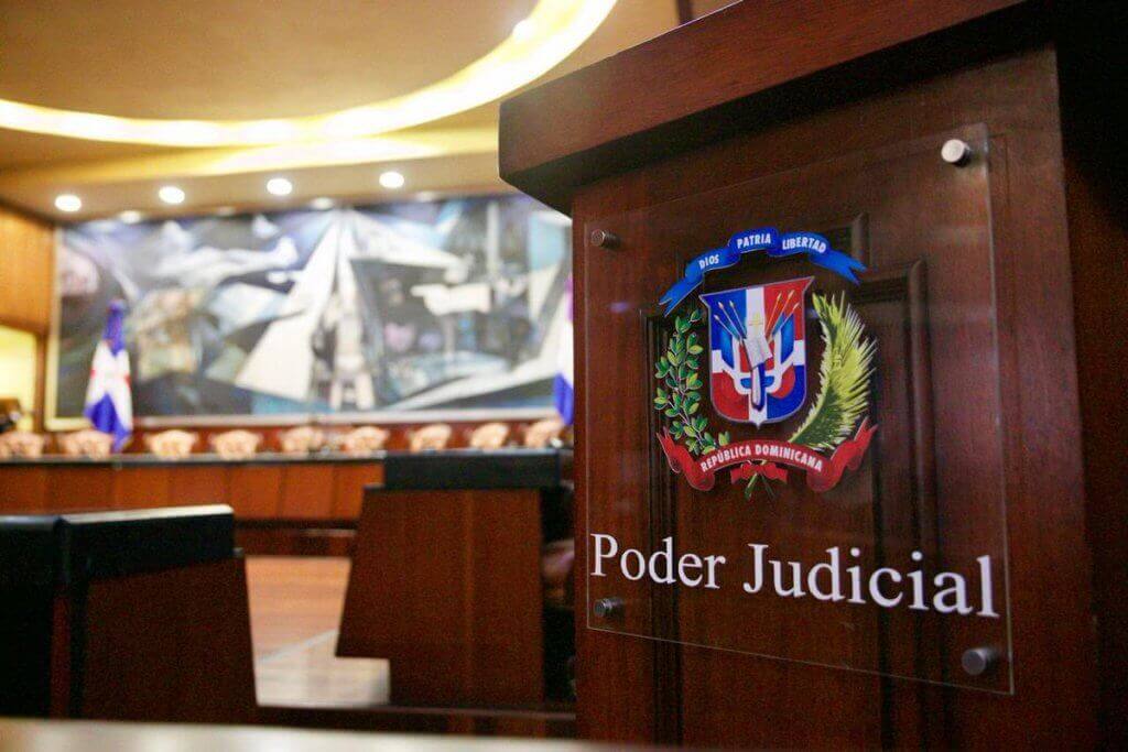 Jueces del Poder Judicial exigen revisión de escalas salariales y aumento general de salario