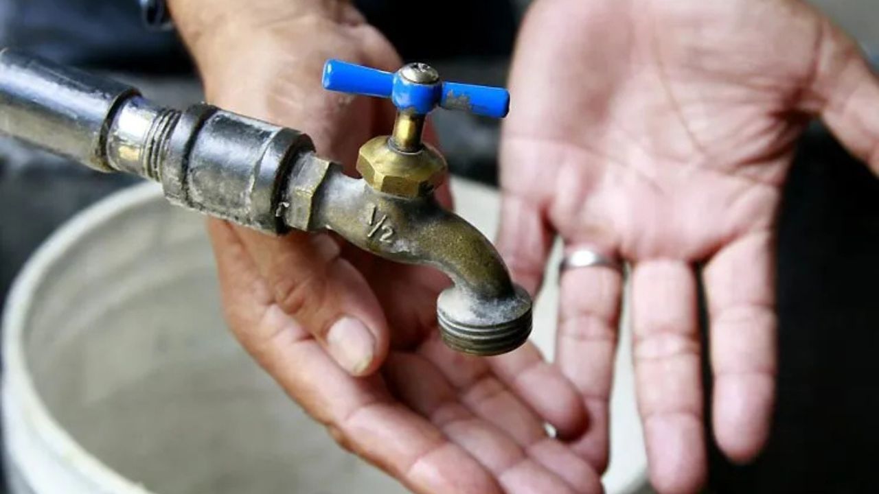 Moradores de Buenos Aires de Herrera dicen tener un año sin recibir agua potable