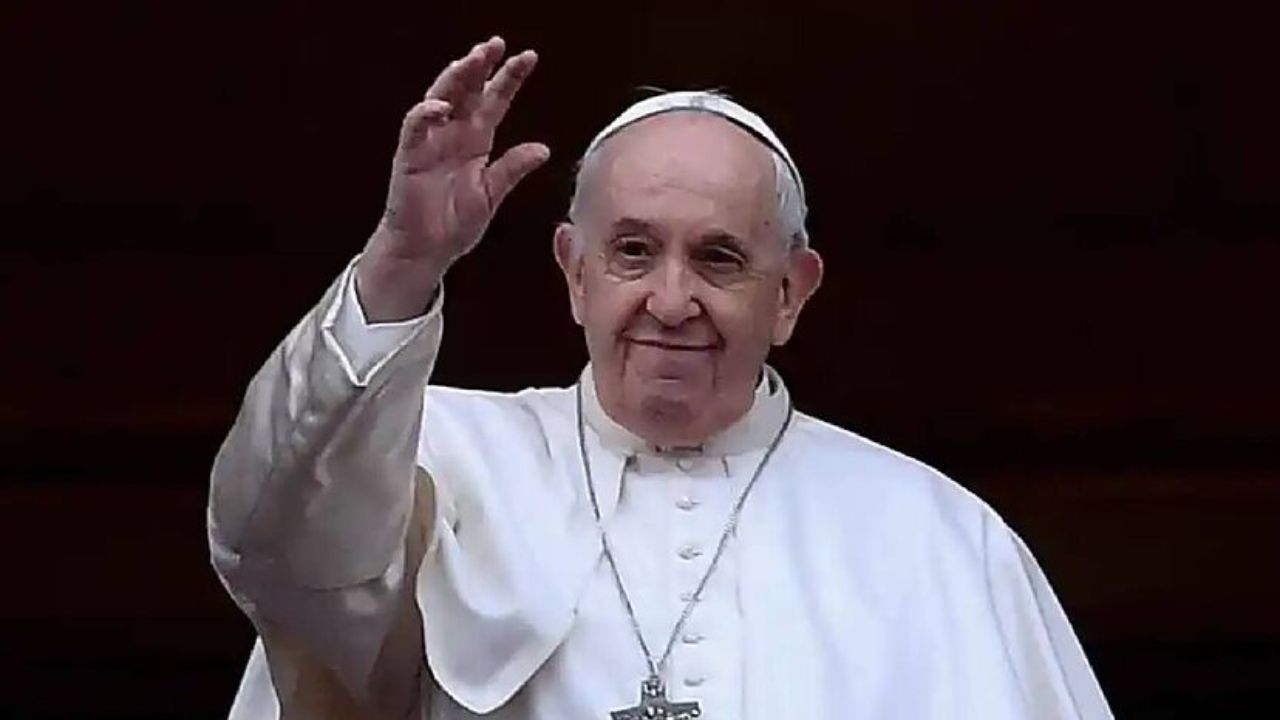 El papa considera Sevilla como "cuna de santos y de un pueblo que vive la fe con fervor"