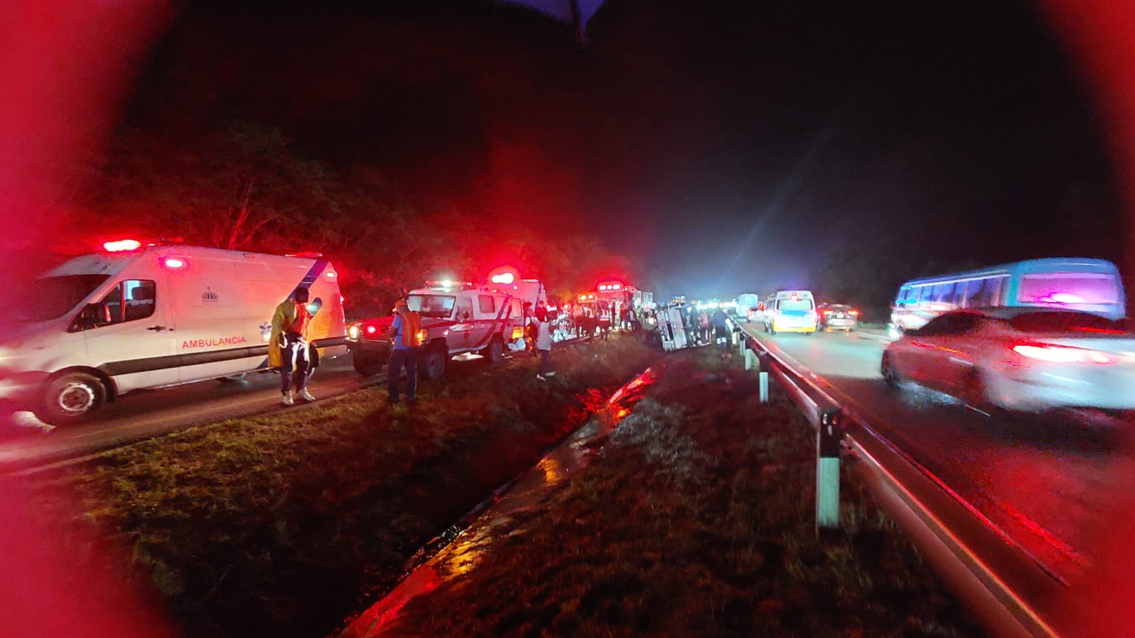 Al menos seis personas afectadas por accidente de tránsito en San Pedro de Macorís