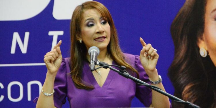 Zoraima Cuello critica manejo de bonos navideños: “Es una muestra de improvisación y falta de criterio técnico”