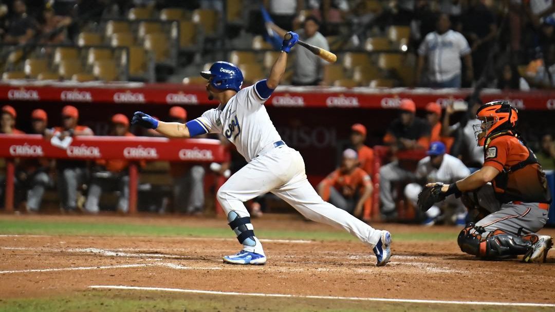 Licey gana cuarto en línea con hit de Mejía