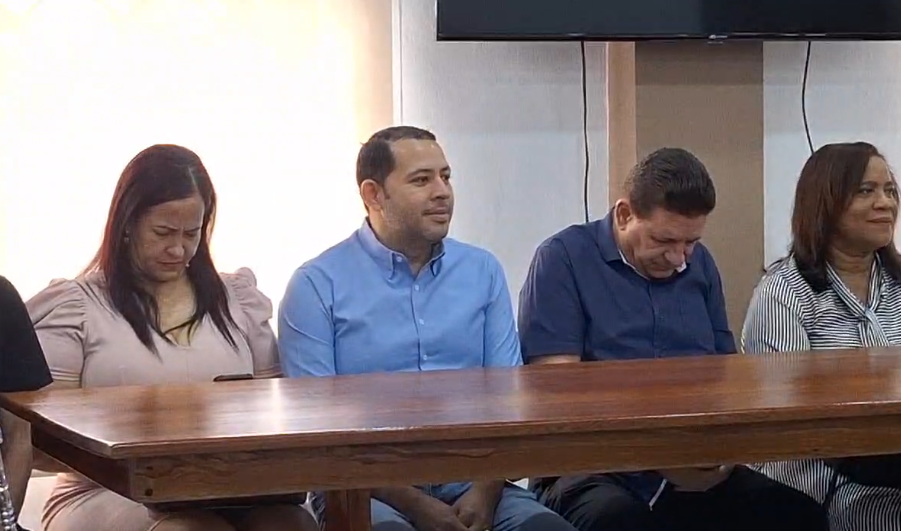 Juramentan Comisión del Consejo de Desarrollo Provincial en Monseñor Nouel