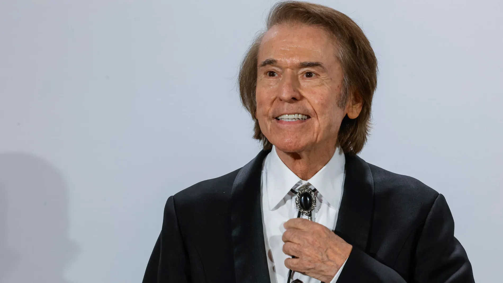 Raphael amplia con dos nuevos conciertos en Madrid su gira ‘Raphaelísimo’