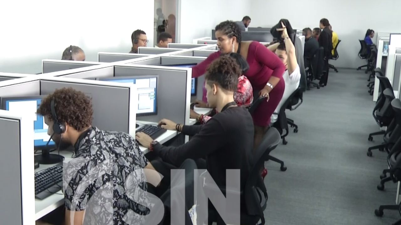 Gremios enfrentados por propuesta de aumento salarial de un 20 por ciento
