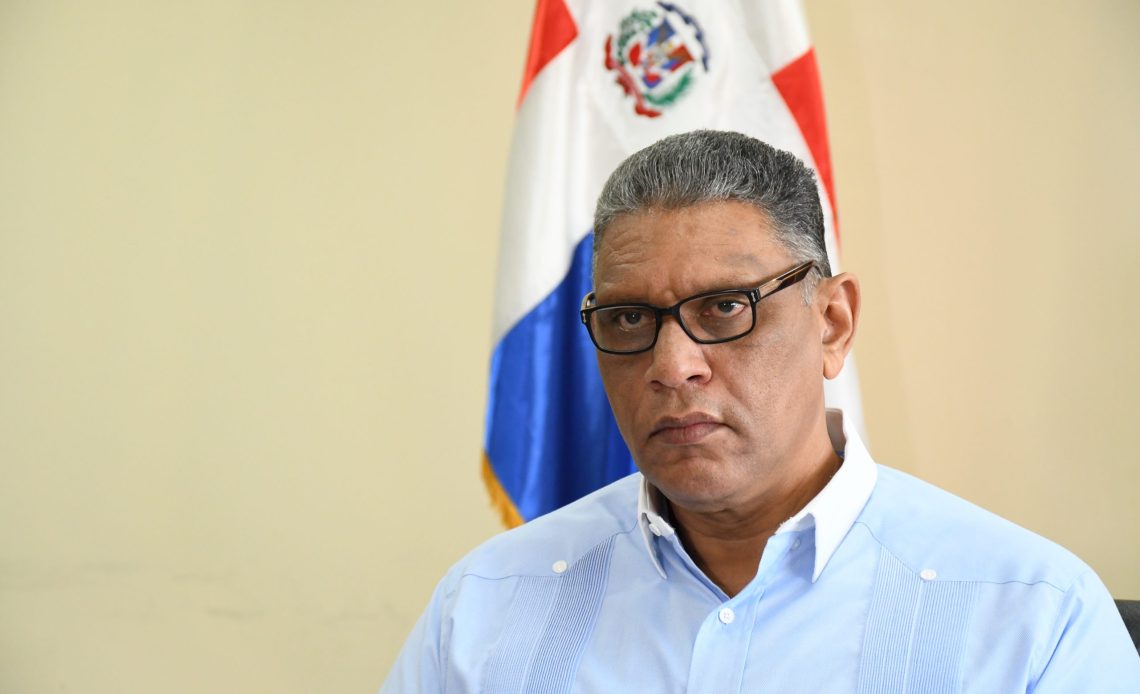 ¡Otro más! Chú Vásquez se une a la lista de los funcionarios hackeados