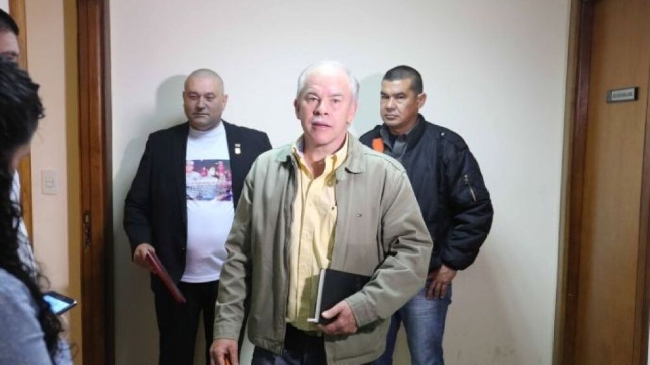 Condenan 15 años de cárcel a un exministro paraguayo por torturas tras un intento de golpe