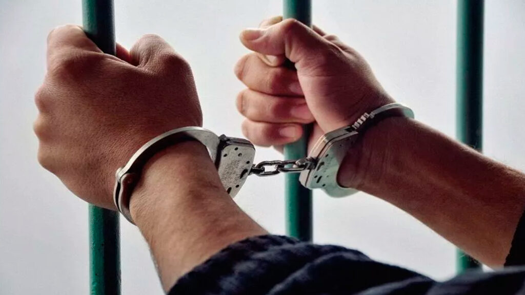 Policía apresa joven con posesión de sustancias narcóticas