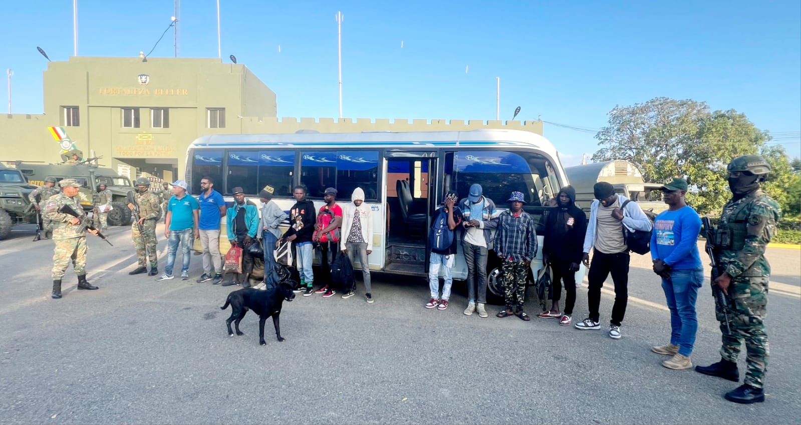 Envían otras tres personas a la justicia por tráfico de indocumentados en Dajabón y Montecristi