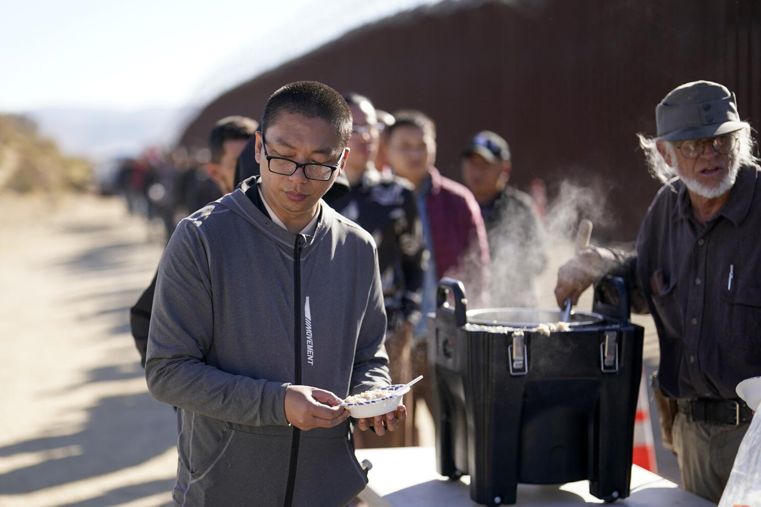 China se opone a migración ilegal y recibirá a sus repatriados con nacionalidad confirmada
