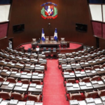 Diputados aprueban proyecto para permitir que los partidos sustituyan alcaldes y aumentan fondos para sueldos en los cabildos