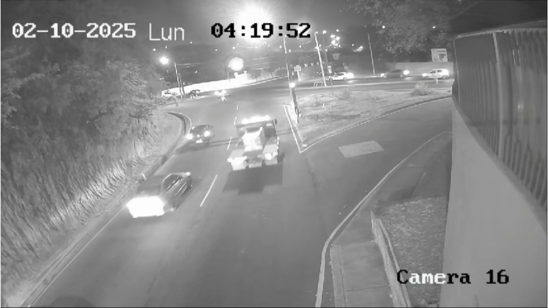 Aumentan a 51 los muertos en accidente de un autobús que cayó por un puente en Guatemala