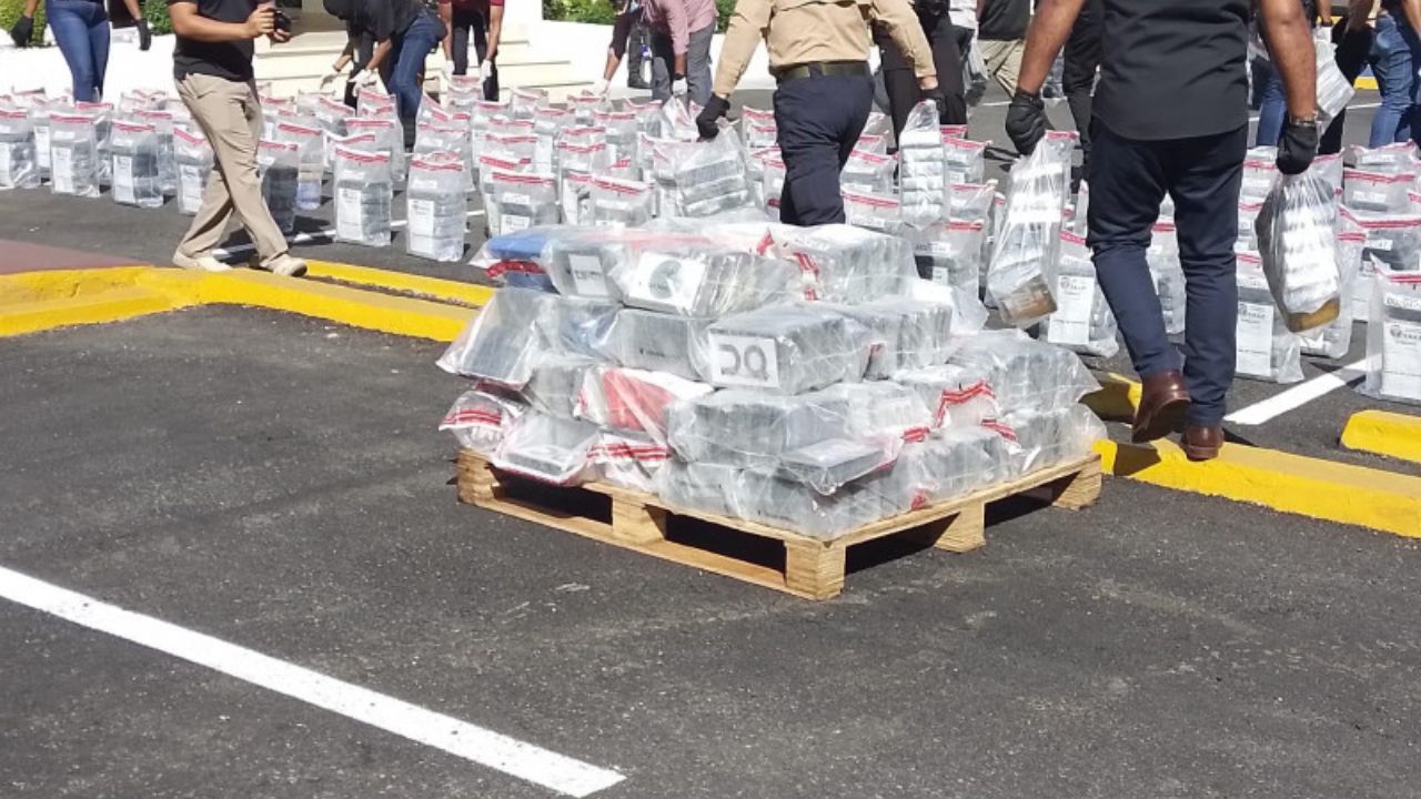 Prisión preventiva a 7 de 8 implicados tras el decomiso de 9.8 toneladas de cocaína