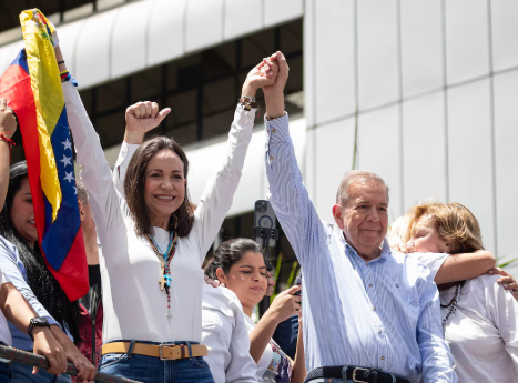 María Corina Machado denuncia una "operación cruel" del chavismo contra la familia de Edmundo González