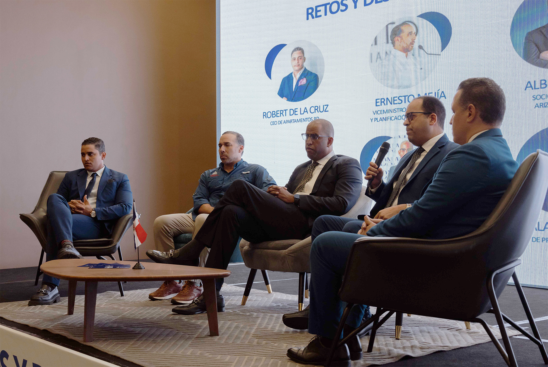 Realizan primer foro "Retos y Desafíos del Sector Inmobiliario"
