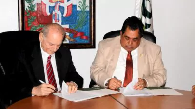 Colegio de Notarios y Lotería Nacional firman acuerdo para garantizar transparencia en sorteos