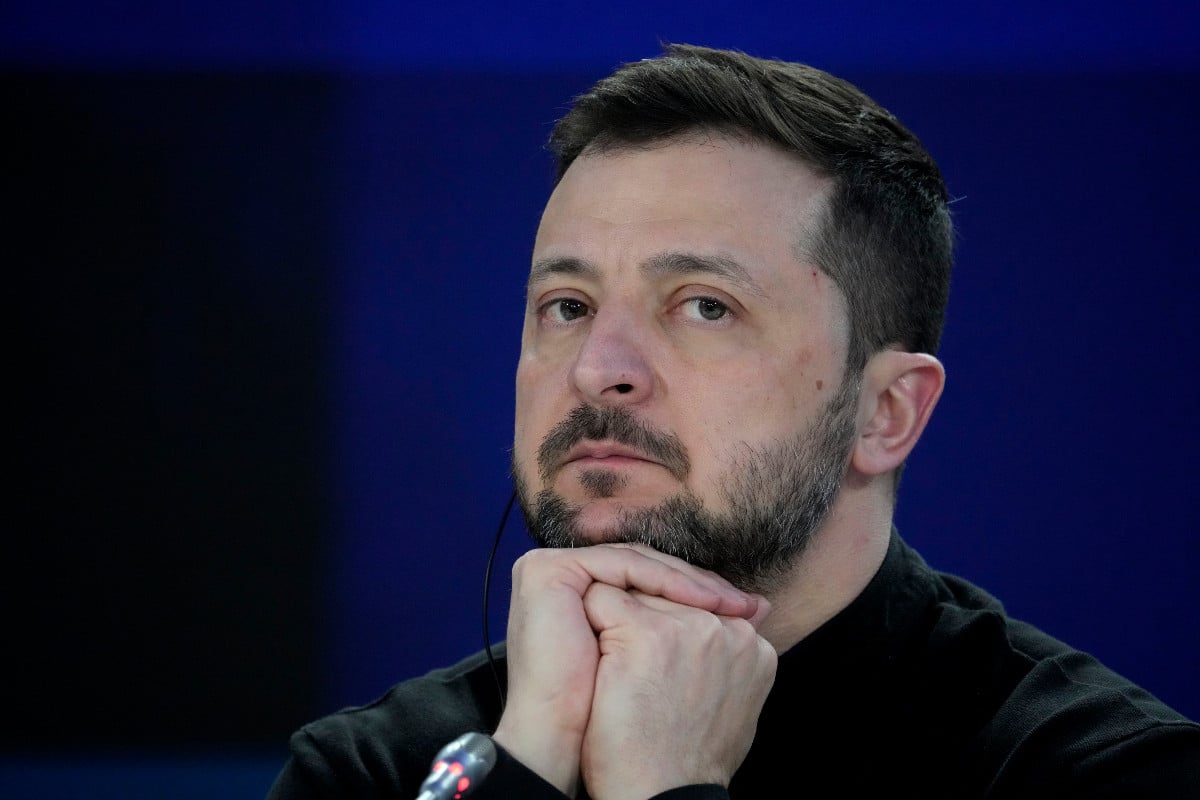 Zelenski agradece a EEUU y afirma que trabaja por "una paz justa y duradera” tras discusión con Trump 