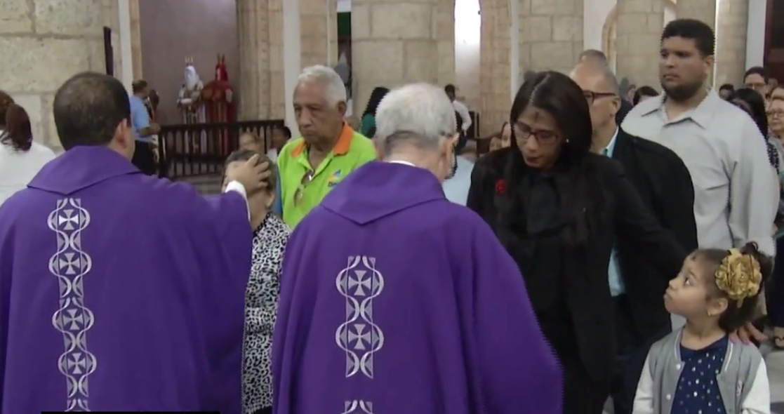Católicos inician hoy la Cuaresma con el Miércoles de Ceniza