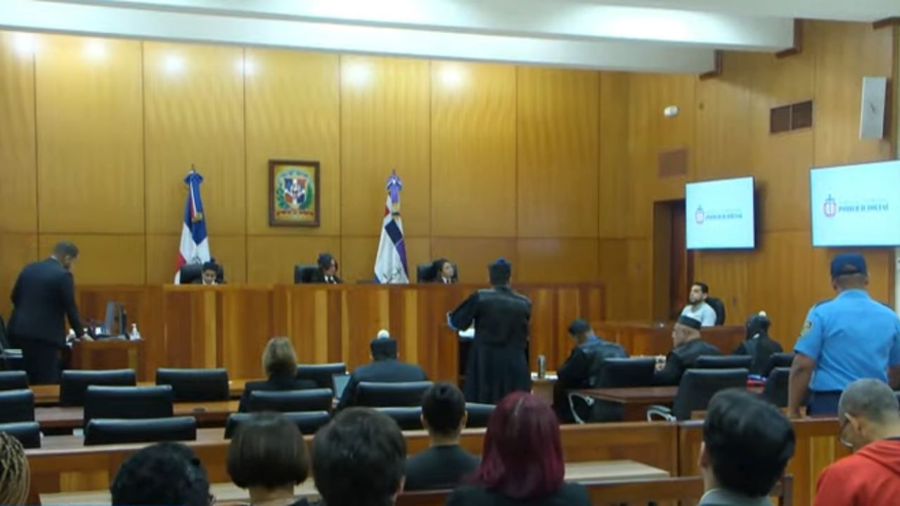 Conocerán medida de coerción a acusada de amenazar a comunicadores