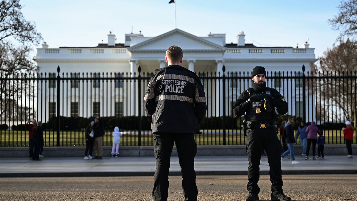 Servicio Secreto disparó a un hombre armado cerca de la Casa Blanca tras "confrontación"
