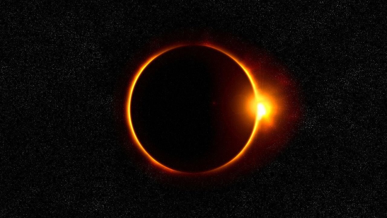 Eclipse lunar total hoy: descubre la hora y cómo observar la "Luna de Sangre"