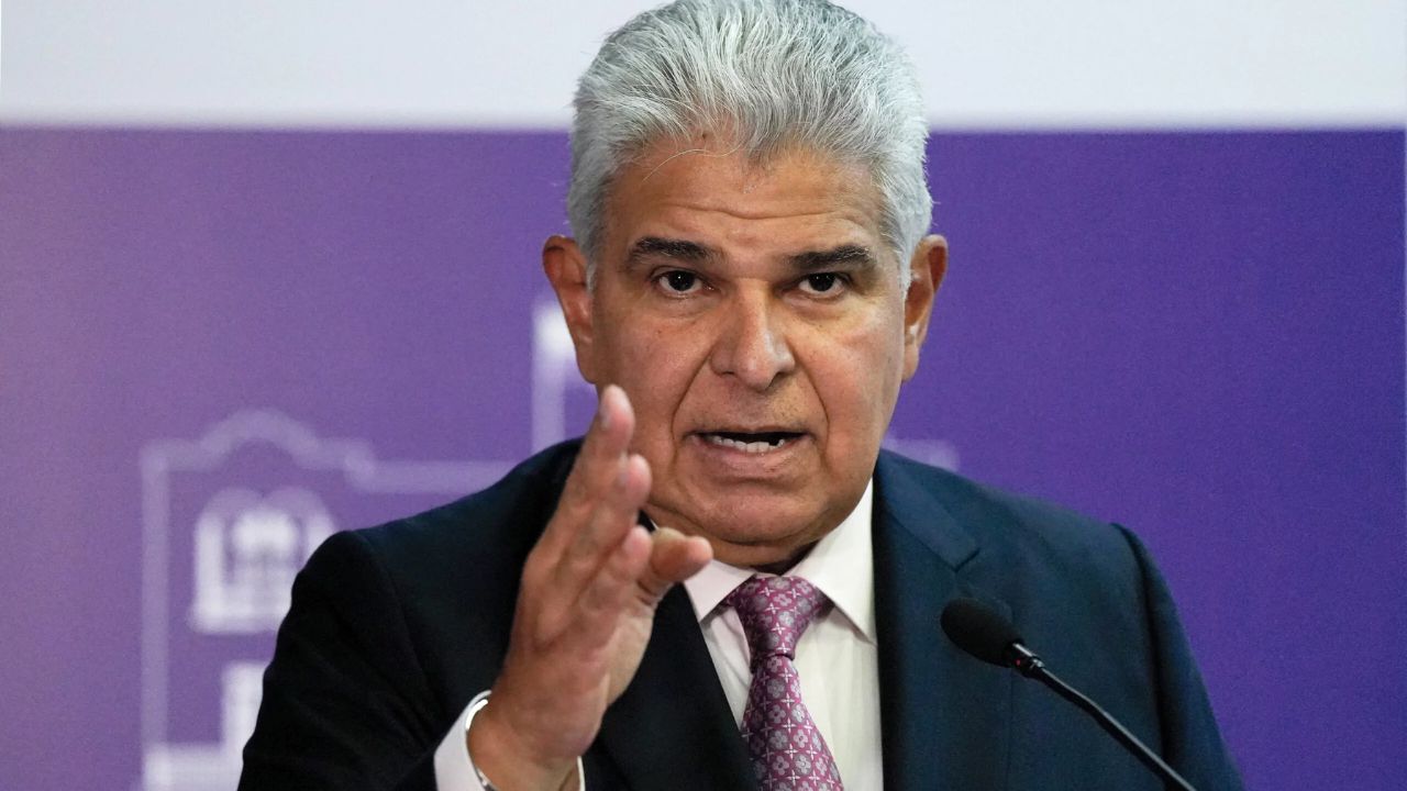 Trump "miente", afirma el presidente de Panamá y niega que EEUU esté recuperando el Canal