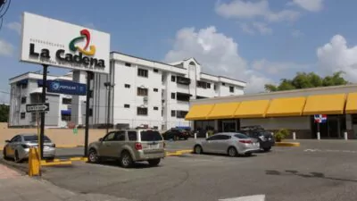 Supermercados La Cadena cierra sucursal en la avenida Lincoln tras más de 25 años de servicio