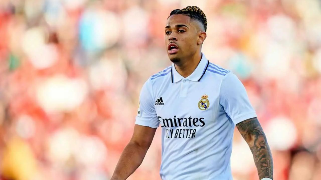 Mariano Díaz, sin equipo desde hace 10 meses, vuelve a la lista de RD