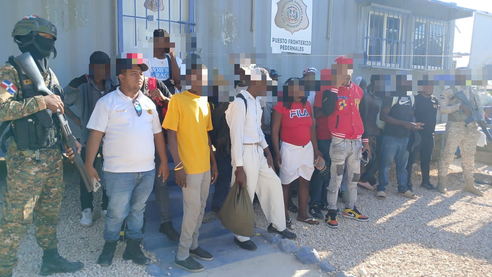 DGM mantiene intensidad de operativos: Interdicta 1,318 y repatría 1,146 haitianos ilegales