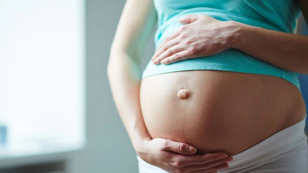 ¿Qué es el "huevo muerto retenido" o "aborto diferido"?