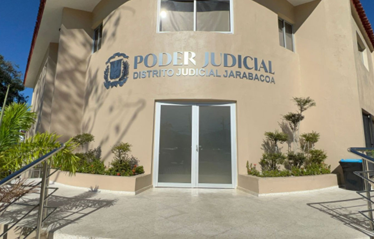 Fiscalía de Jarabacoa solicita un año de prisión preventiva para cuatro policías
