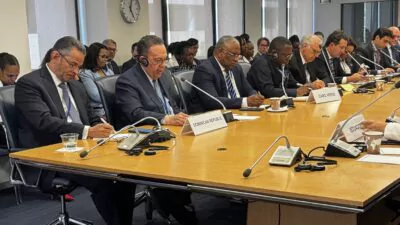 Gobernador Valdez Albizu participa en las reuniones de primavera del FMI y del GBM