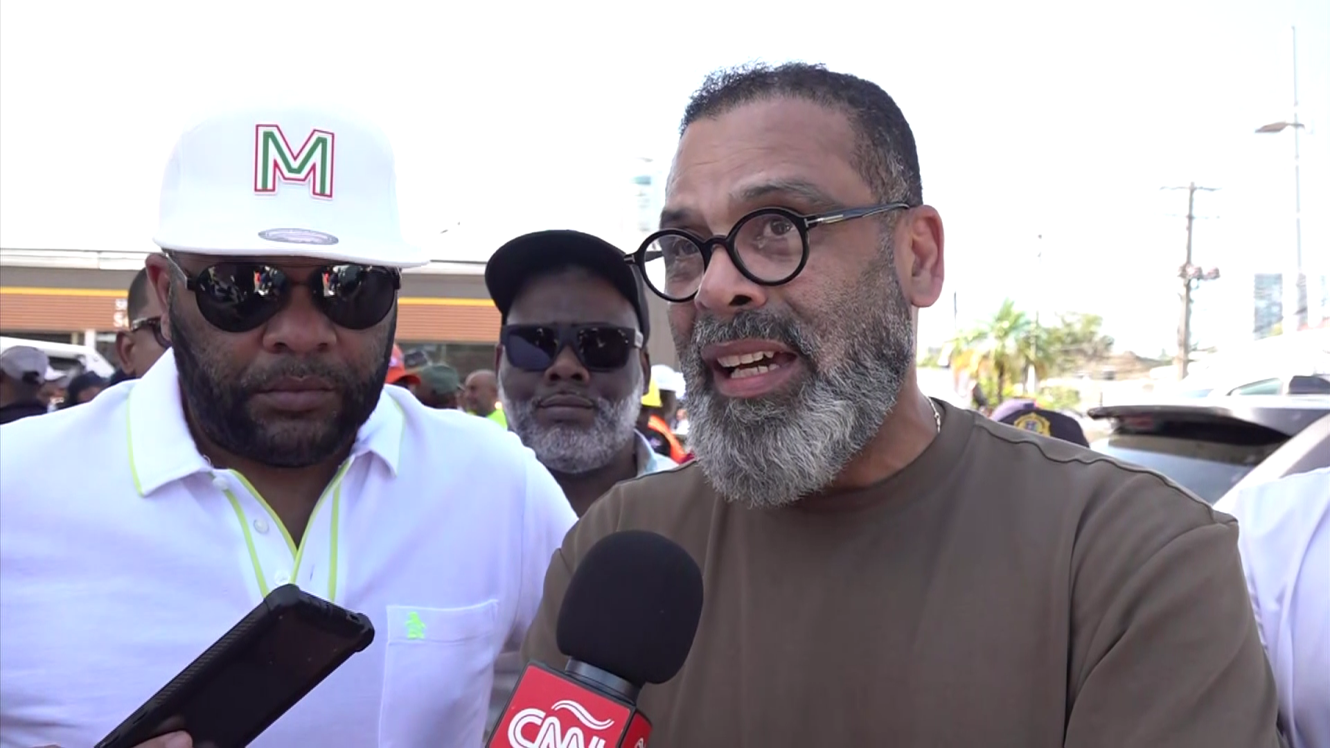 Hermano de Rubby Pérez desmiente que haya sido rescatado de los escombros del Jet Set