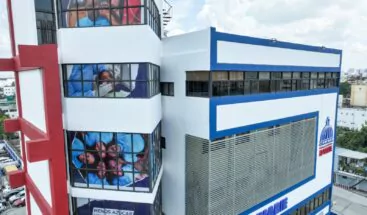 Alumnos de distintas escuelas se benefician del transporte escolar