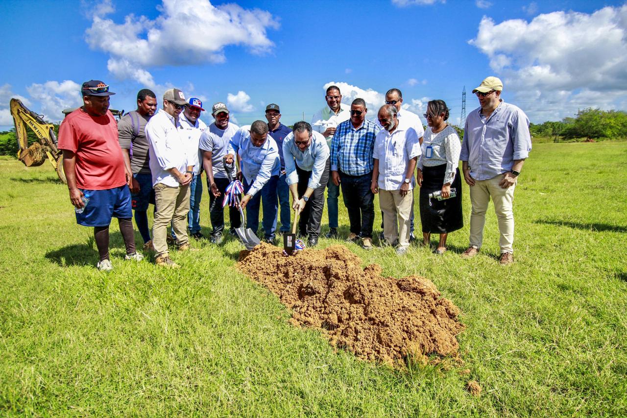 INEFI anuncia nuevos estadios en reunión con MLB