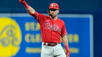 Filis designan para asignación a Kody Clemens, hijo del astro Roger Clemens