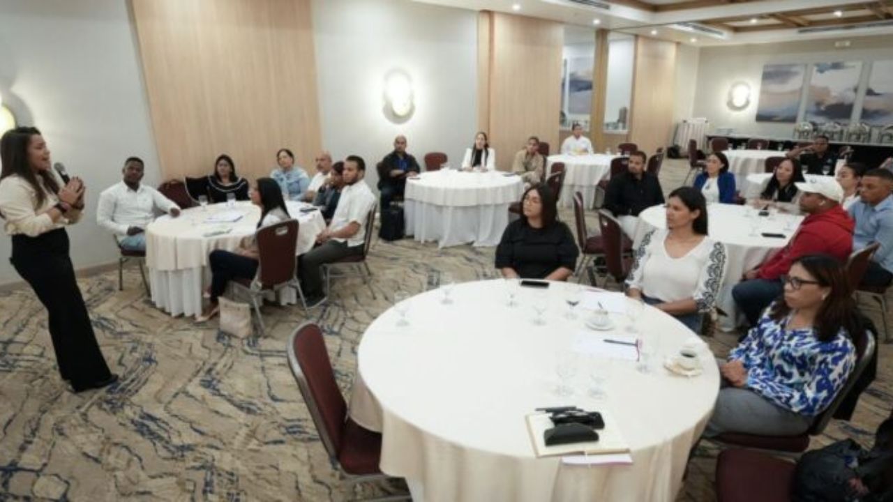 La PETT fortalece lazos en su "Encuentro de Integración Institucional" junto a colaboradores